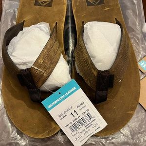 Reef Voyage sandals